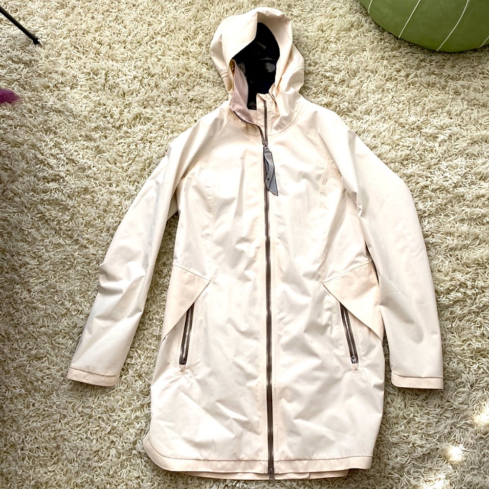 Lululemon rain coat